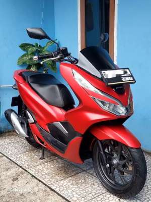 Jual bekas menerima dan membeli PCX 2020 tua muda,lokasi di Senen