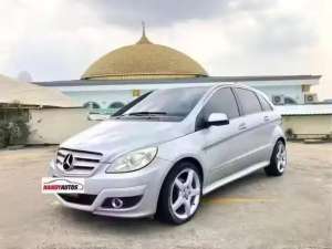 Jual bekas Mercedes Benz B180 Tahun 2010 Automatic Abu abu Metalik,lokasi di 