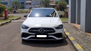 Jual bekas Mercedes-Benz C-Class C 300 AMG Line 2022 putih km 12 ribuan pajak panjang siap pakai,lokasi di Jakarta DKI