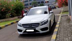 Jual bekas Mercedes-Benz C-Class C200 amg line 2018 putih km 19 rb,lokasi di Jakarta DKI