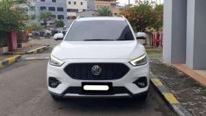 Jual bekas MG ZS Magnify 2023 putih sunroof km 13 ribuan,lokasi di Jakarta DKI