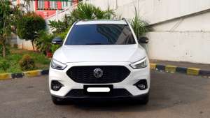 Jual bekas MG ZS Magnify 2024 putih sunroof km 8ribuan sunroof,lokasi di Jakarta DKI