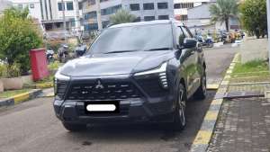 Jual bekas Mitsubishi XForce Ultimate CVT 2024 abu km 10rb,lokasi di Jakarta DKI