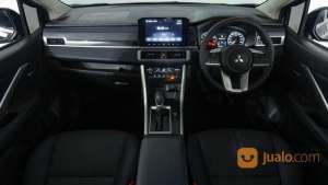 Jual bekas Mitsubishi Xpander Cross Premium AT 2022 Hitam,lokasi di Kota Bekasi