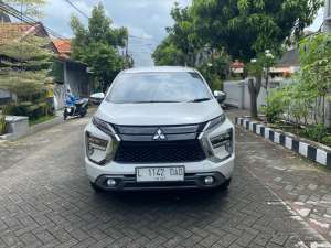 Jual bekas Mitsubishi Xpander Ultimate AT 2022 Putih Km low 29 ribu asli,lokasi di Jawa Timur