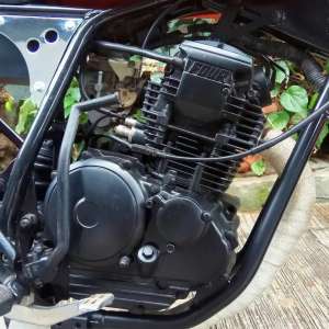 Jual bekas motor yamaha scorpio bekas modifikasi jap style,lokasi di Senen
