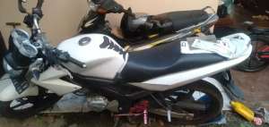 Jual bekas motor yamaha vixion old 2012 ss lengkap pajak on kota bandung,lokasi di Cibeunying Kaler