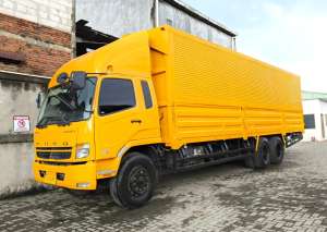 Jual bekas MULUSbanBARU MURAH Mitsubishi Fuso tronton 6x2 Wingbox 2023,lokasi di Jakarta DKI