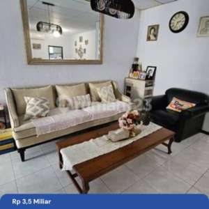 MurahDijual Rumah Siap Huni 10X17 Bagus di Sunter Paradise Jalan 3 Mobil , bisa Nego , tersedia melalui melalui situs Rumah123