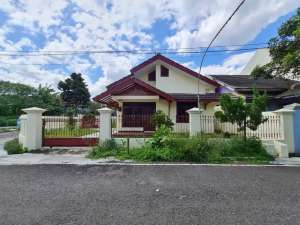 Murah Posisi Hooq Area Perumahan Sulfat Agung Luas 265 m2 lokasi di Area Perumahan Sulfat Agung, tersedia melalui melalui situs Olx