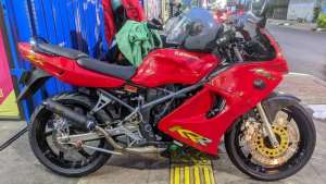Jual bekas Ninja RR OLD 2008,lokasi di Makasar