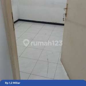 Nirwana Blok Cc Rumah Bagus Dijual Hitung Tanah Per Meter 7,5 Juta Surabaya Timur Wonorejo Rungkut , tersedia melalui melalui situs Rumah123