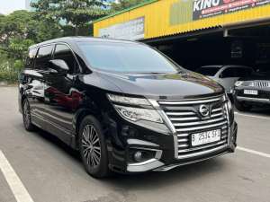 Jual bekas Nissan Elgrand Highway Star 2014 MPV,lokasi di Jakarta DKI
