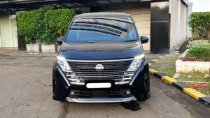 Jual bekas Nissan Serena Highway Star epower2024 hitam km 25 ribuan,lokasi di Jakarta DKI