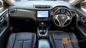Jual bekas Nissan X-Trail 2.5 AT 2017 Putih,lokasi di Kota Surabaya