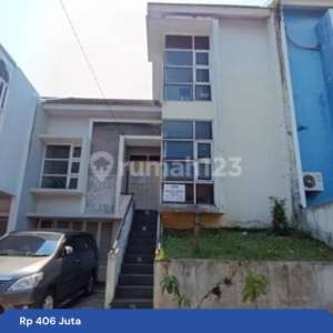 PALING MURAH di CIBINONG Rumah 2 Lantai di Perumahan Acropolis De Karadenan, Cibinong, Bogor , tersedia melalui melalui situs Rumah123