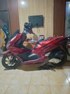 Jual bekas pcx 2018 terawat,lokasi di Citeureup