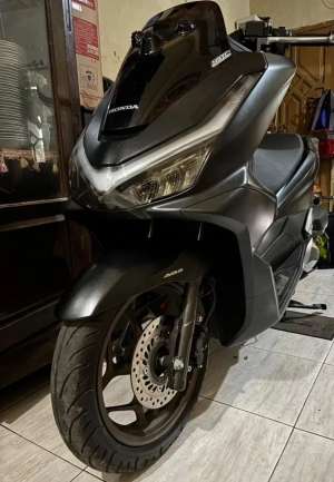 Jual bekas pcx abs 2025 160cc,lokasi di Pabean Cantikan