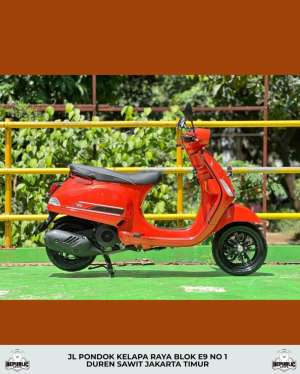 Jual bekas PIAGGIO VESPA S125 IGET LED FACELIFT TH 2022 WARNA ORANGE TRAMONTO PERFECT CONDITION,lokasi di Jakarta Pusat