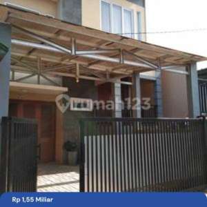 Rmh Cantik Bebas Banjir,Komp.pertamina,Pondok Ranji,5 Menit ke Stasiun Pondok Ranji,7 Menit ke Plaza Bintaro,7 Menit ke Pintu Tol Bintaro-Serpong,7 Menit keKeluarga Bintaro Jlo , tersedia melalui melalui situs Rumah123