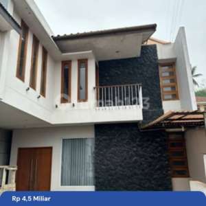 Ruang UsahaRumah Tinggal Mainroad Padalarang , tersedia melalui melalui situs Rumah123