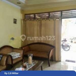 Rumah 1 Lantai di Kuningan , tersedia melalui melalui situs Rumah123