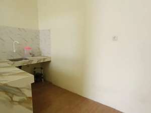 Rumah 1,5 Lantai Daerah Pakal Madya Surabaya , tersedia melalui melalui situs Olx