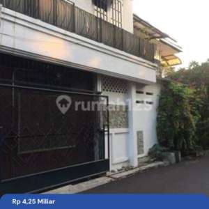 Rumah , tersedia melalui melalui situs Rumah123