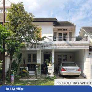 Rumah 2 Lantai di Kota Wisata, Cibubur , tersedia melalui melalui situs Rumah123