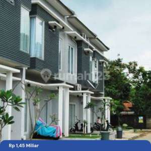 Rumah, 2 Lantai, Full Furnished , tersedia melalui melalui situs Rumah123