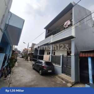Rumah 2 Lantai Full Renov Semi Furnished Di Duren Jaya Bekasi, 25 Menit Ke Tol Bekasi Barat , tersedia melalui melalui situs Rumah123