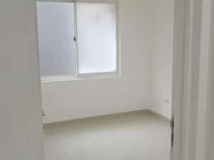 Rumah 2 Lantai Golf Lake Residence Dekat Akses Tol PIK Palem , tersedia melalui melalui situs Olx