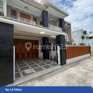 Rumah 2 Lantai Mewah Modern Dalam Komplek Perumahan yang Nyaman di Jalan Kaliurang Km. 10 Ngaglik Sleman Yogyakarta. , tersedia melalui melalui situs Rumah123
