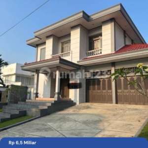 Rumah 2 Lantai Siap Huni Dekat Ke Danau Shm Di Cluster Mediterania Golf Hill Sentul City Bogor , tersedia melalui melalui situs Rumah123