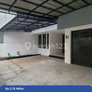 Rumah 2 Lantai Siap Huni di Batununggal Soekarno Hatta Bandung , tersedia melalui melalui situs Rumah123
