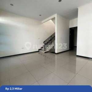 Rumah 2 Lantai Siap Huni Taman Kopo Indah 5 , tersedia melalui melalui situs Rumah123