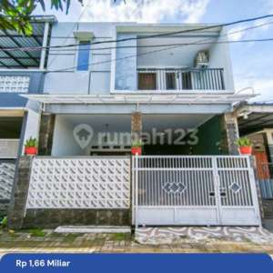 Rumah 2 Lantai Strategis Dekat Gerbang Tol Sentul 1 Hadap Utara J39341 , tersedia melalui melalui situs Rumah123