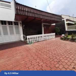 Rumah 2 Lantai Strategis Sayap Riau Dekat Gedung Sate di Bandung Kota , tersedia melalui melalui situs Rumah123