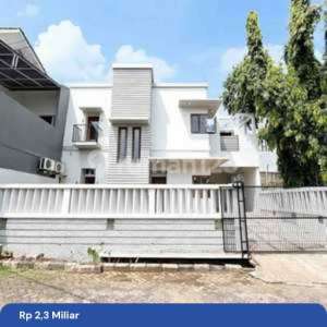 Rumah 2 Lantai Sudah Renovasi Semi Furnished SHM di Jl Radar Auri, Depok , tersedia melalui melalui situs Rumah123