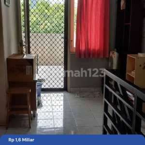 Rumah 2 Lantai, Taman Royal, Jalan Lebar 3 Mobil, Bisa Kpr , tersedia melalui melalui situs Rumah123