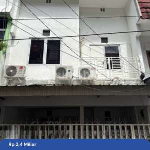 Rumah 2.5lantai Row Jalan 2mobil Tanjung Duren Jakarta Barat , tersedia melalui melalui situs Rumah123