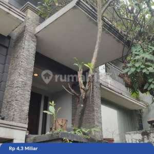 Rumah 2lantai Siap Huni Nyaman Di Phg Gading Serpong Masih Nego , tersedia melalui melalui situs Rumah123