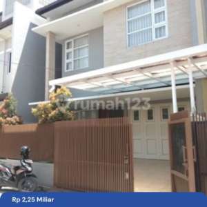 Rumah 2lt Minimalis Dkt Batununggal Dan Tol Buah Batu Bandung , tersedia melalui melalui situs Rumah123