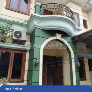 Rumah 2Lt Siap Huni Strategis Tanjung Duren Jakarta Barat , tersedia melalui melalui situs Rumah123