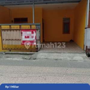 Rumah 3 BR di Cipondoh Makmur, Tangerang , tersedia melalui melalui situs Rumah123