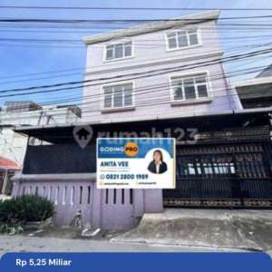 Rumah 3 Lantai Jelambar Indraloka Ruas Jalan Lebar , tersedia melalui melalui situs Rumah123