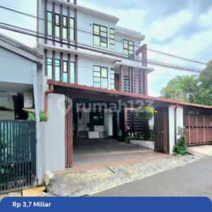 Rumah 3 LT Harga Menarik di Cipete Dekat MRT H Nawi Jakarta , tersedia melalui melalui situs Rumah123