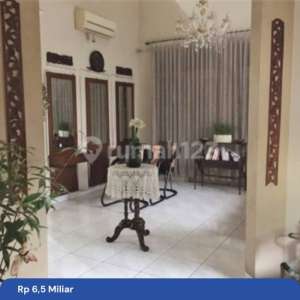 Rumah Asri bisa untuk Usaha Pinggir Jalan Area Bintaro Jaya , tersedia melalui melalui situs Rumah123