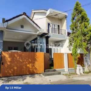 Rumah Bagus 1.5 Lantai Siap Huni di Bulevar Hijau Kota Harapan Indah Bekasi , tersedia melalui melalui situs Rumah123