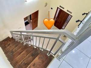 rumah bagus 2 lantai siap huni ciwastra buah batu bandung , tersedia melalui melalui situs Olx